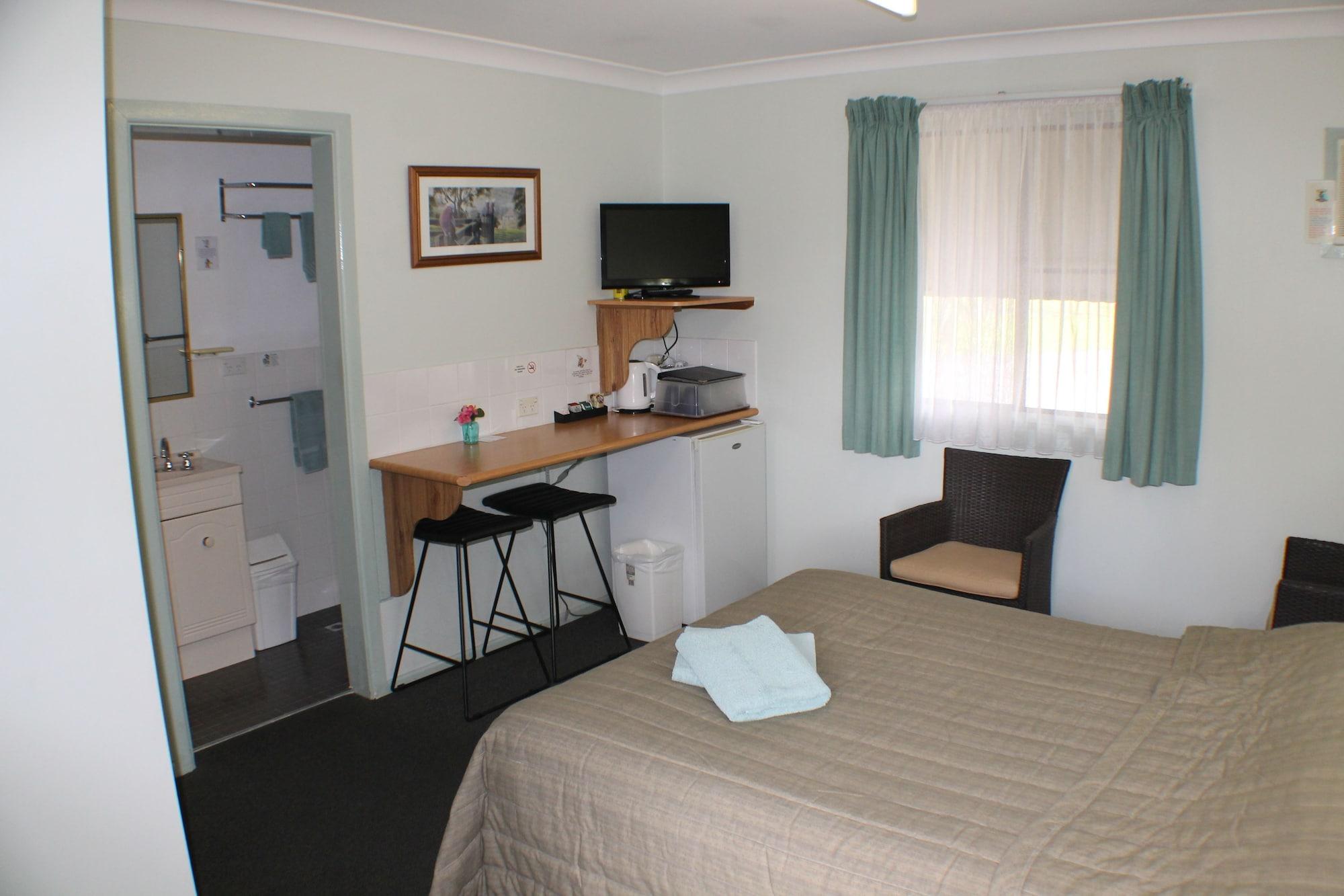 Lake Forbes Motel Eksteriør billede