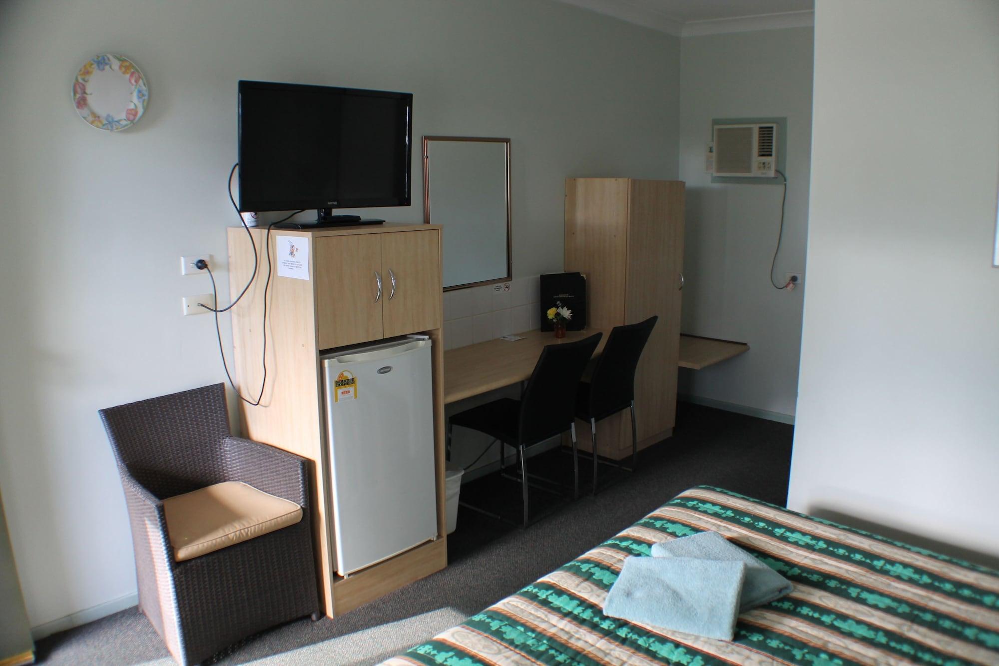 Lake Forbes Motel Eksteriør billede